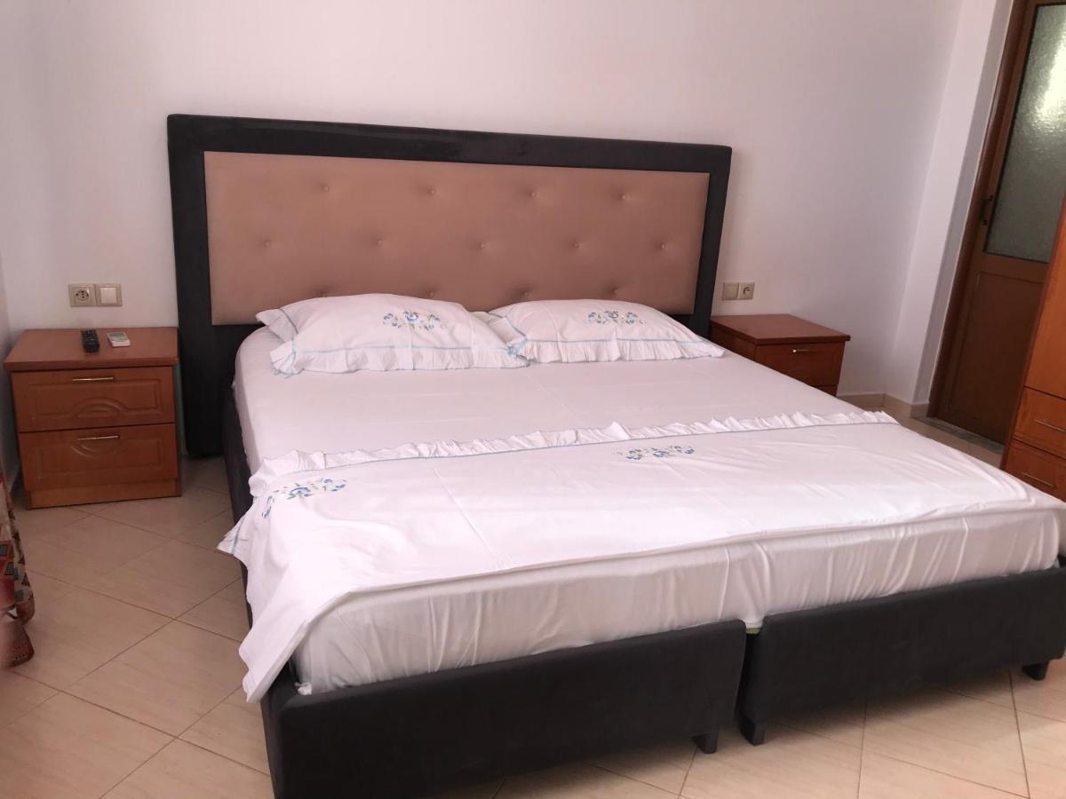 Elti Apartment ساراندا المظهر الخارجي الصورة