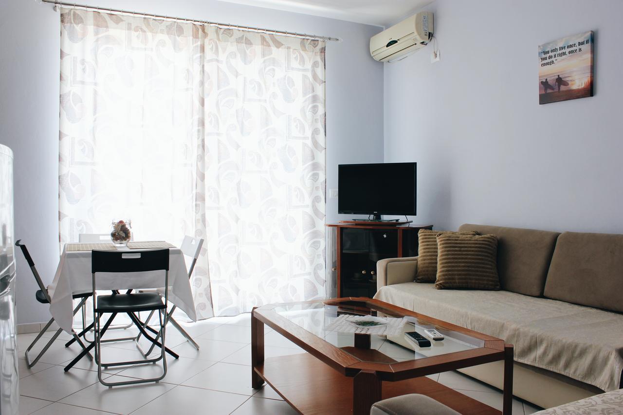 Elti Apartment ساراندا المظهر الخارجي الصورة